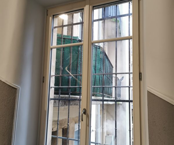 Remplacement fenêtre bois immeuble gare Metz